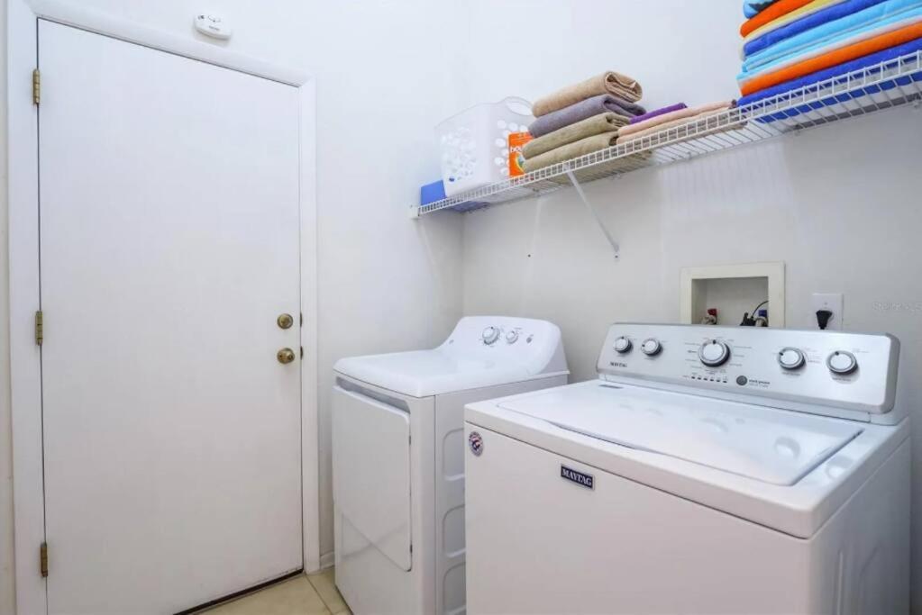 Spacious Vacation Home Near Disney W/ Private Pool- Perfect For Families! Davenport Buitenkant foto