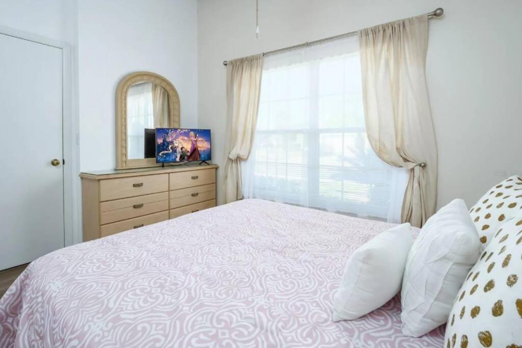 Spacious Vacation Home Near Disney W/ Private Pool- Perfect For Families! Davenport Buitenkant foto